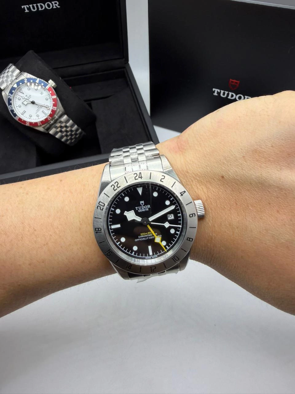 Tudor Black Bay Pro GMT 41mm - AÇO MOSTRADOR PRETO - Imagem 5