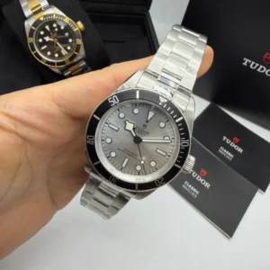 Tudor Black Bay 41mm - AÇO MOSTRADOR PRATA