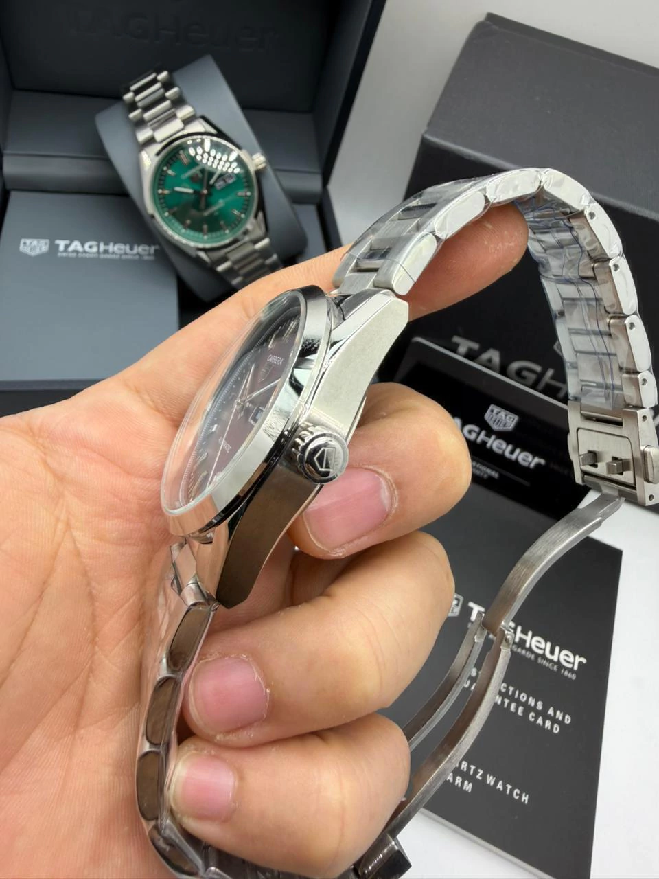 TAG Heuer Carrera Day-Date Calibre 41mm - AÇO MOSTRADOR VERMELHO - Imagem 4