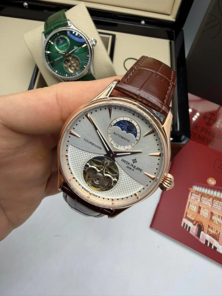 Patek Philippe Tourbillon 42mm - Aço Mostrador Branco - COURO