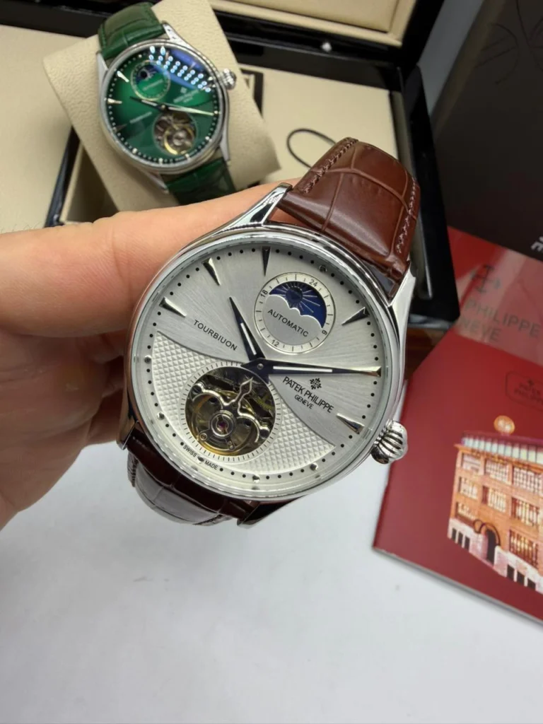 Patek Philippe Tourbillon 42mm - Aço Mostrador Branco - COURO