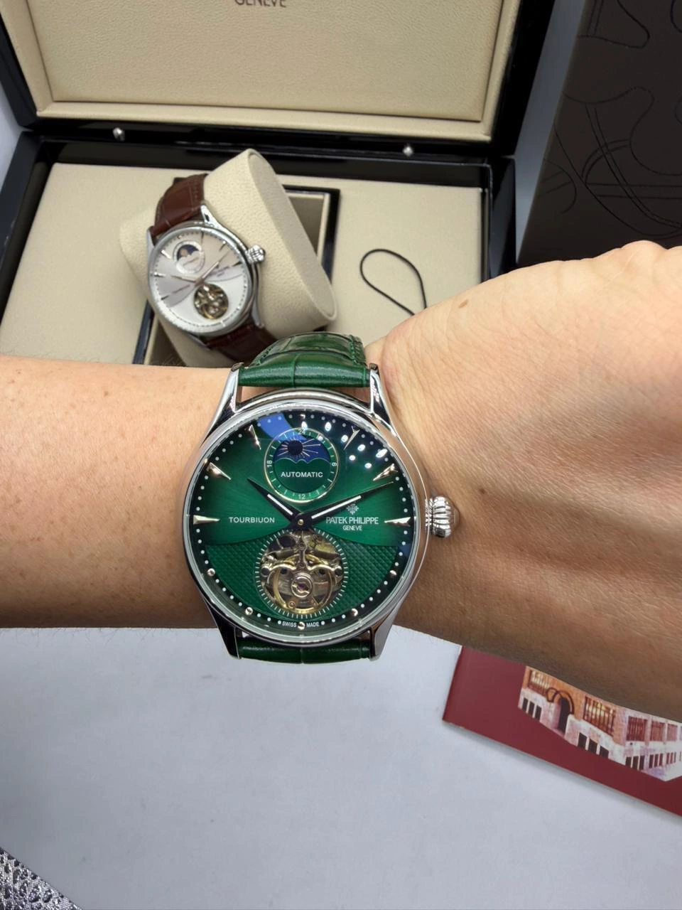 Patek Philippe Tourbillon 42mm - Aço Mostrador Verde - COURO - Imagem 4