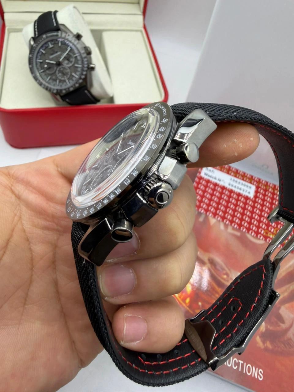 Omega Speedmaster Dark Side Of The Moon Cinza 43mm - Aço black Mostrador Cinza - NYLON - Imagem 2