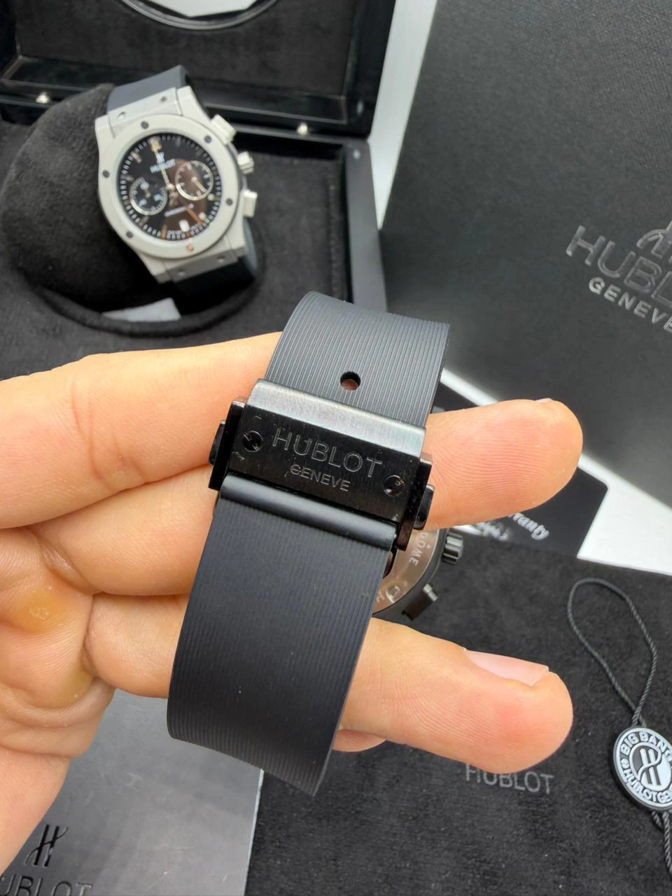 Hublot Classic Fusion 42mm - AÇO PRETO MOSTRADOR PRETO - SILICONE - Imagem 3