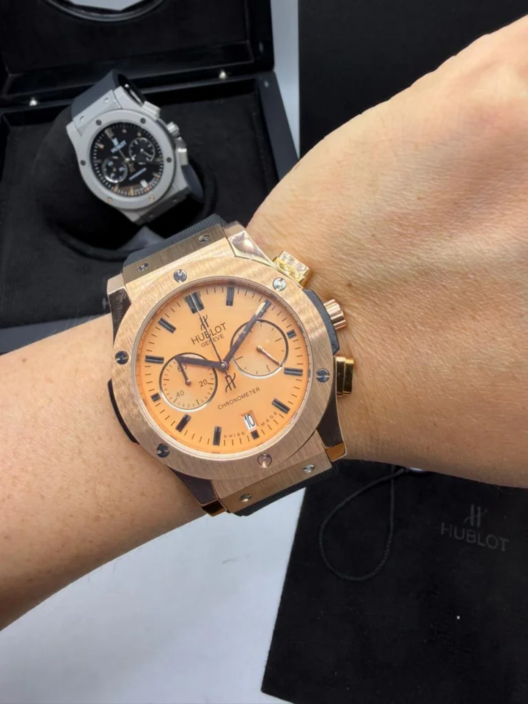 Hublot Classic Fusion 42mm - AÇO ROSE MOSTRADOR LARANJA - SILICONE