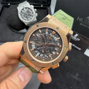 Hublot Classic Chrono 45mm - AÇO ROSE MOSTRADOR SKELETON PRETO - SILICONE E COURO
