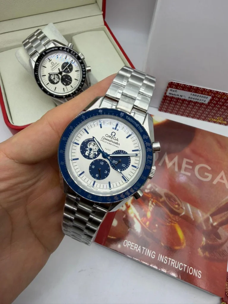 Omega Speedmaster Snoopy Aniversário de 50 anos 41mm (Modelo automático)