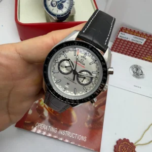 Omega Speedmaster 42mm - AÇO MOSTRADOR CINZA - COURO