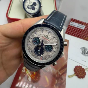 Omega Speedmaster - 40mm - AÇO MOSTRADOR PRETO - COURO