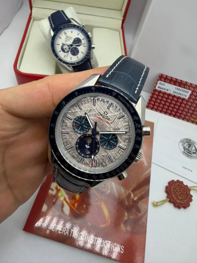 Omega Speedmaster - 40mm - AÇO MOSTRADOR PRETO - COURO