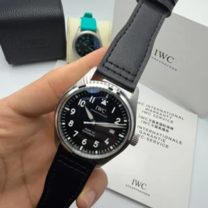IWC Pilot Mark XX 41mm - Aço Mostrador Preto - COURO