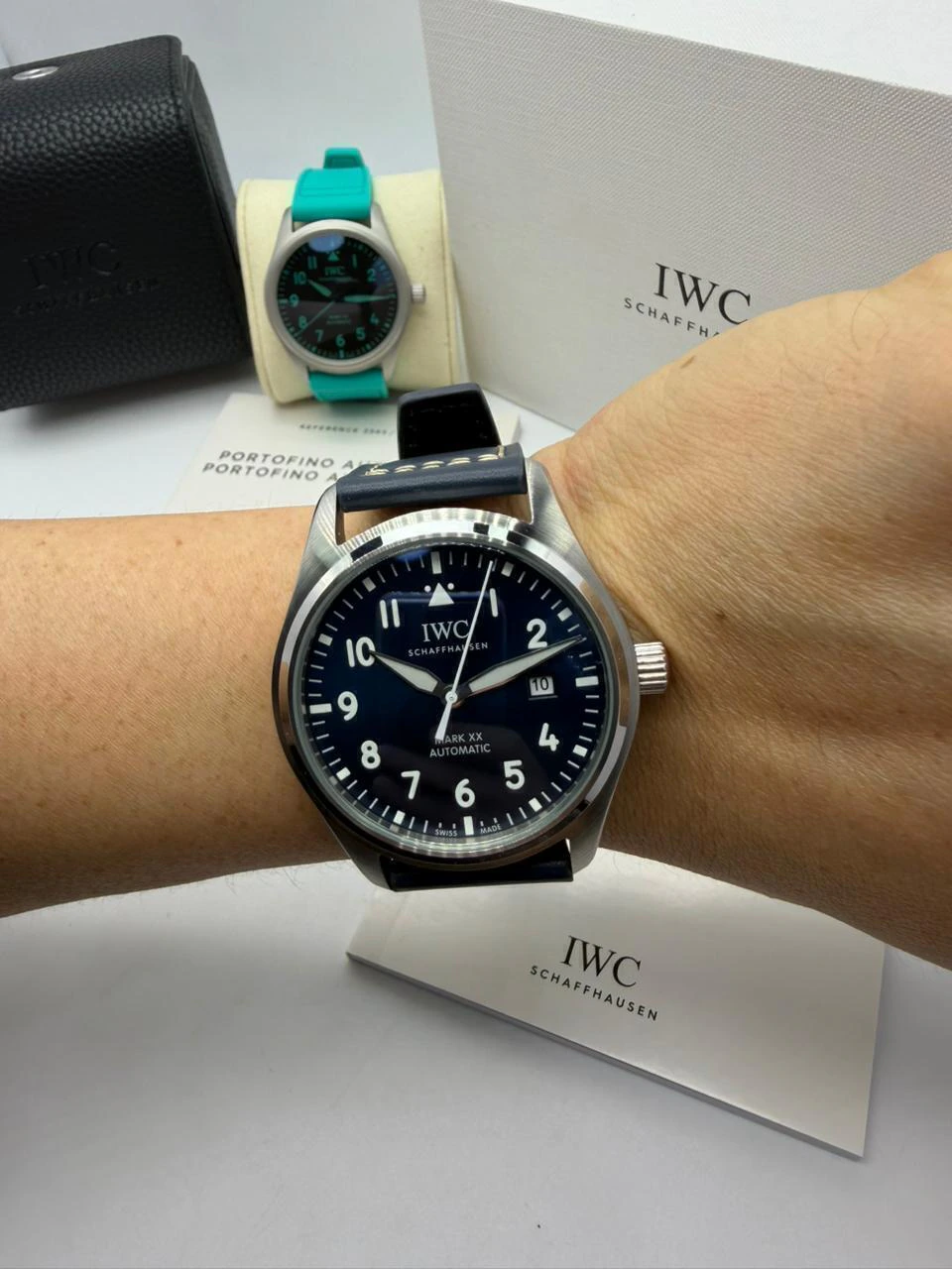IWC Pilot Mark XX 41mm - Aço Mostrador Azul - COURO - Imagem 5