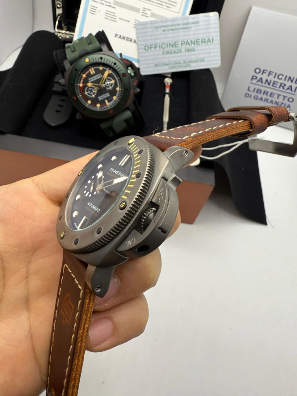 Panerai Submersible - 47mm - AÇO MOSTRADOR PRETO - COURO - Imagem 2