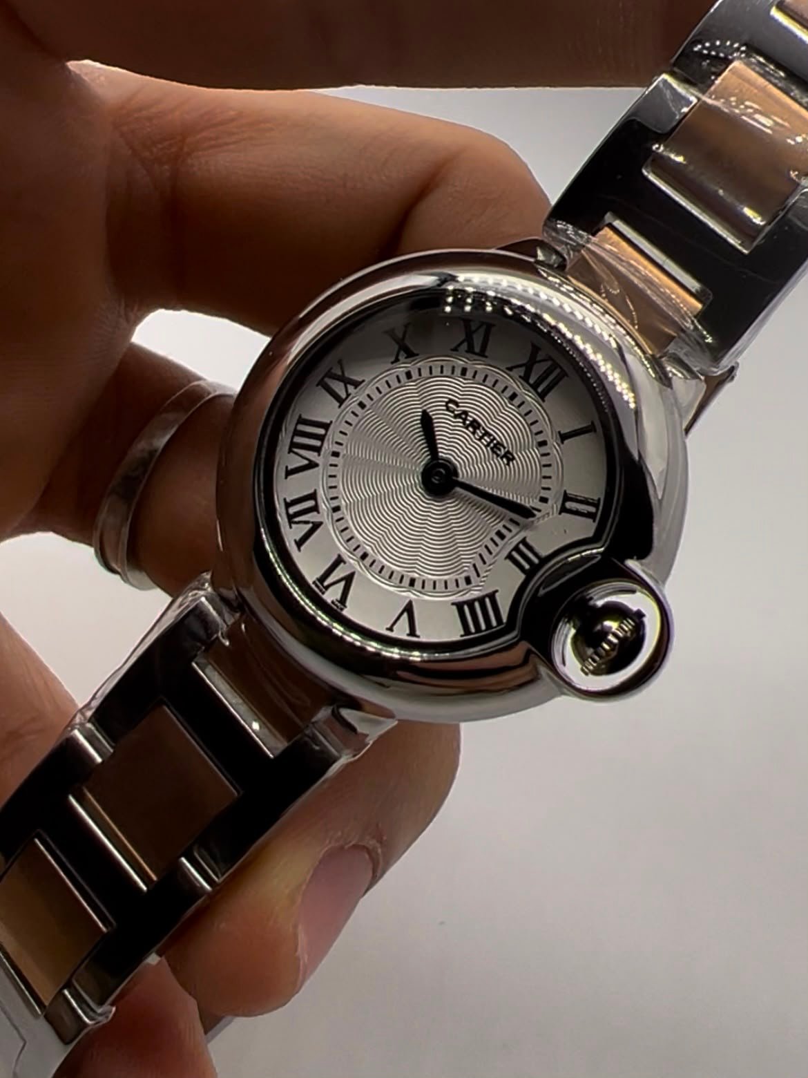 CARTIER BALLON BLEU - 28MM - AÇO PRATA COM ROSE MOSTRADOR BRANCO - Imagem 4