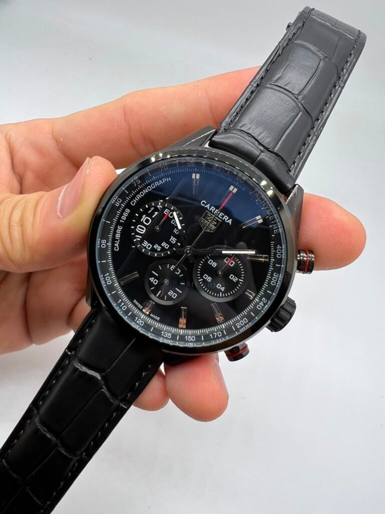 TAG Heuer Carrera 45mm - AÇO PRETO MOSTRADOR PRETO - COURO