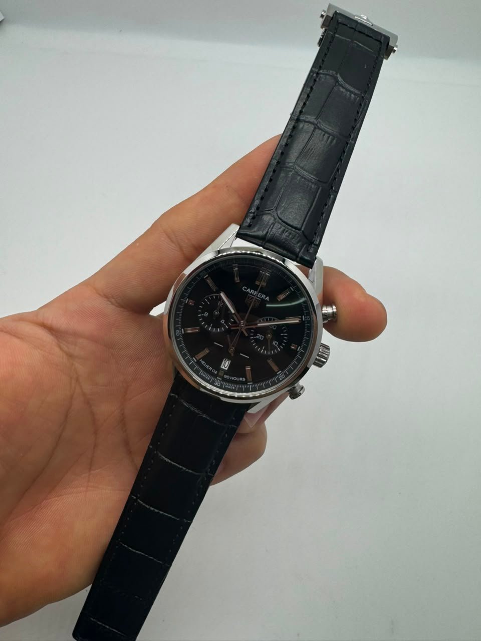 TAG Heuer Carrera Day-Date 44mm - AÇO PRATA MOSTRADOR PRETO - COURO