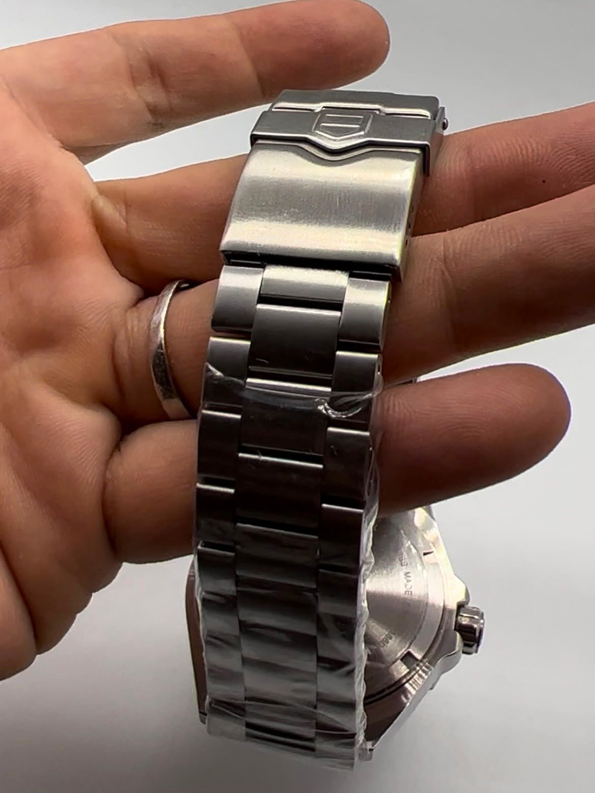 TAG Heuer Fórmula 1 43mm - AÇO MOSTRADOR PRETO COM VERMELHO - Imagem 4