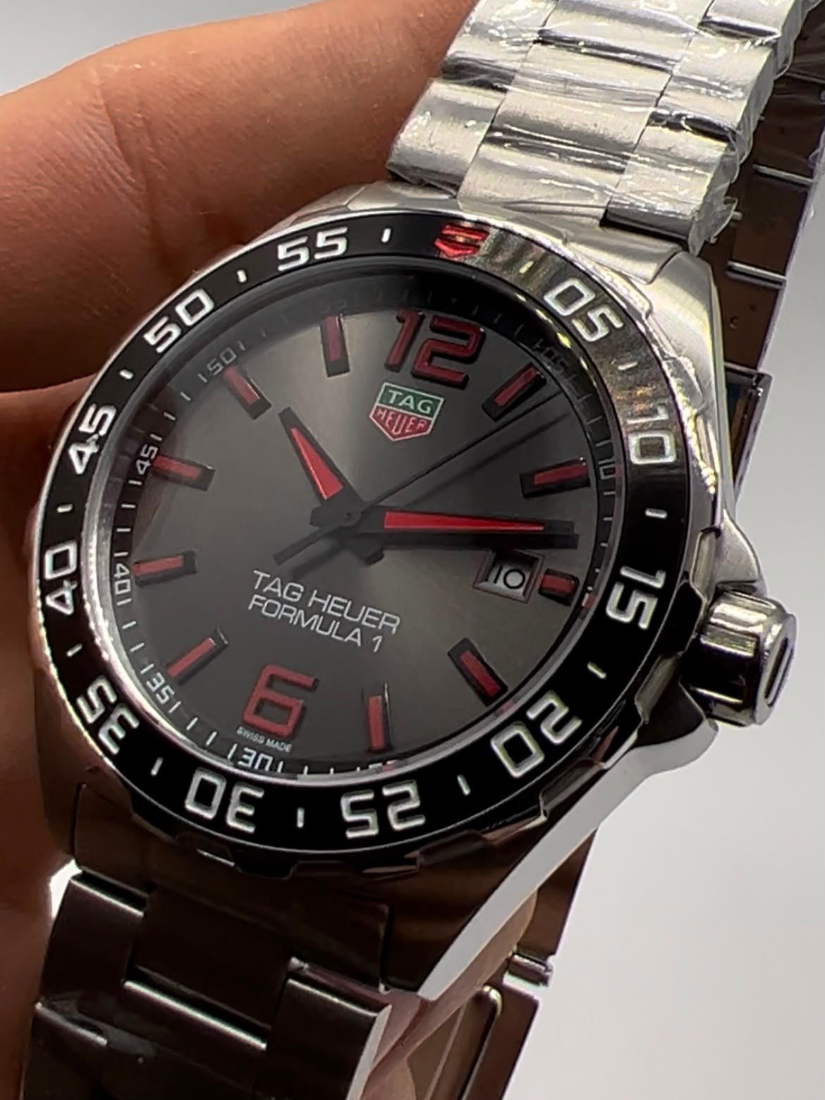 TAG Heuer Fórmula 1 43mm - AÇO MOSTRADOR PRETO COM VERMELHO - Imagem 5