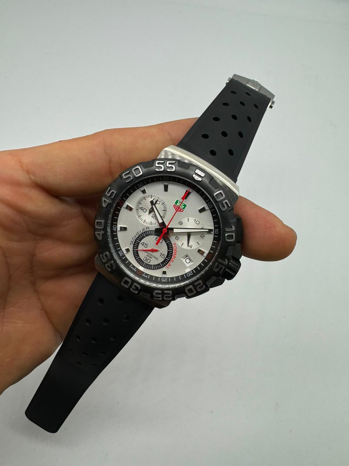 TAG Heuer Fórmula 1 44mm - AÇO MOSTRADOR BRANCO