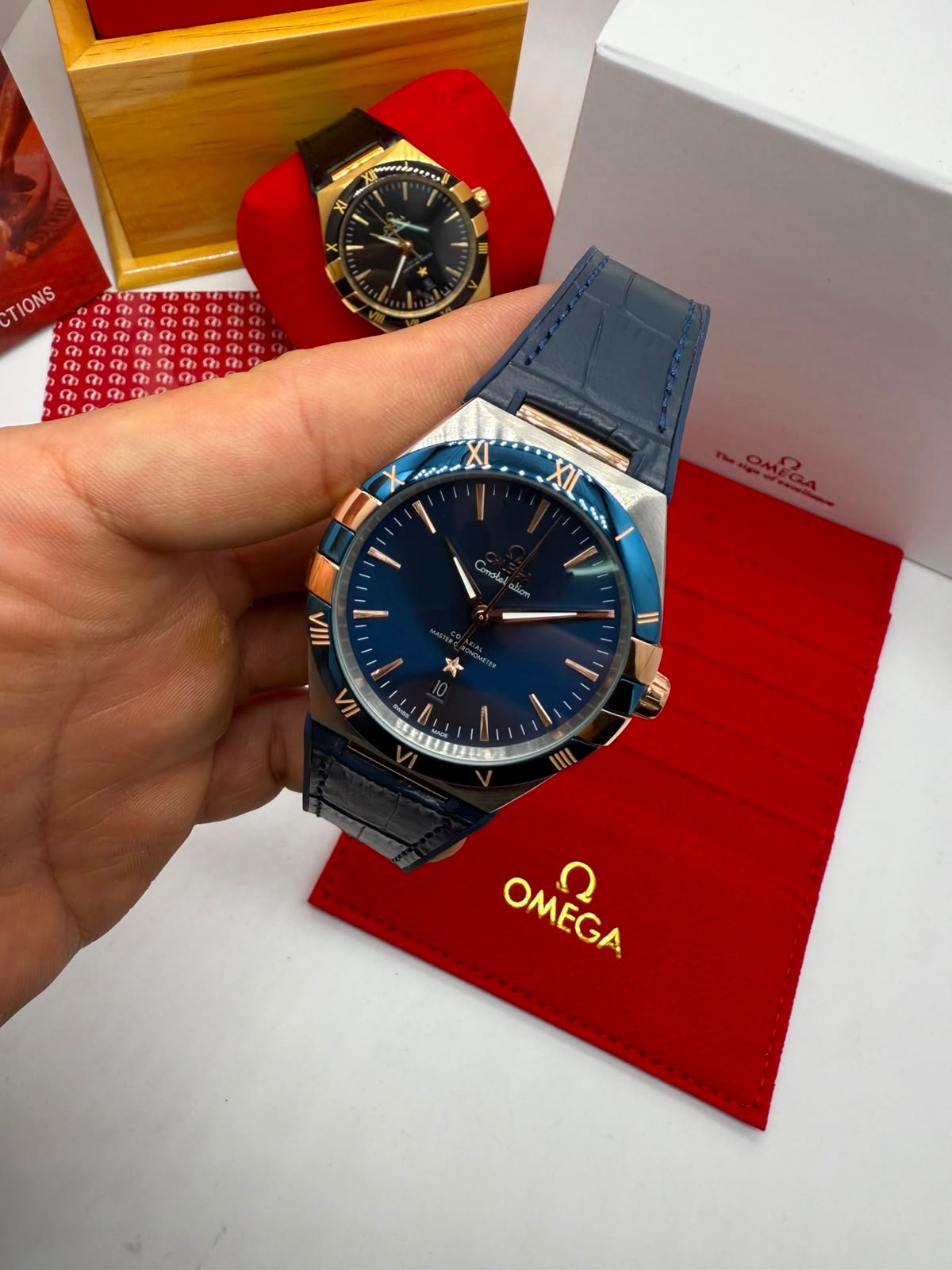 Omega Constellation 40mm - AÇO MOSTRADOR AZUL - COURO