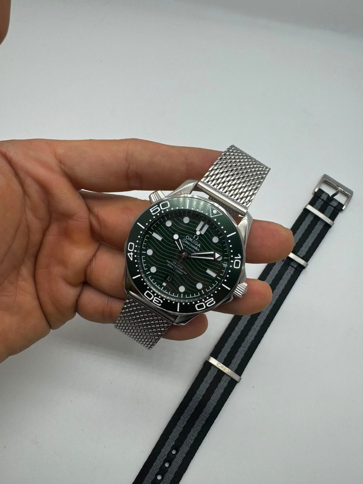 Omega Seamaster 007 42mm - AÇO MOSTRADOR VERDE