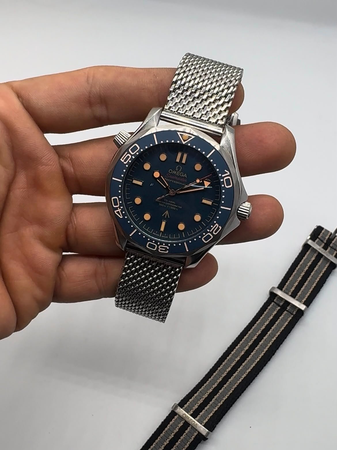 Omega Seamaster 42mm - AÇO MOSTRADOR AZUL - Imagem 2
