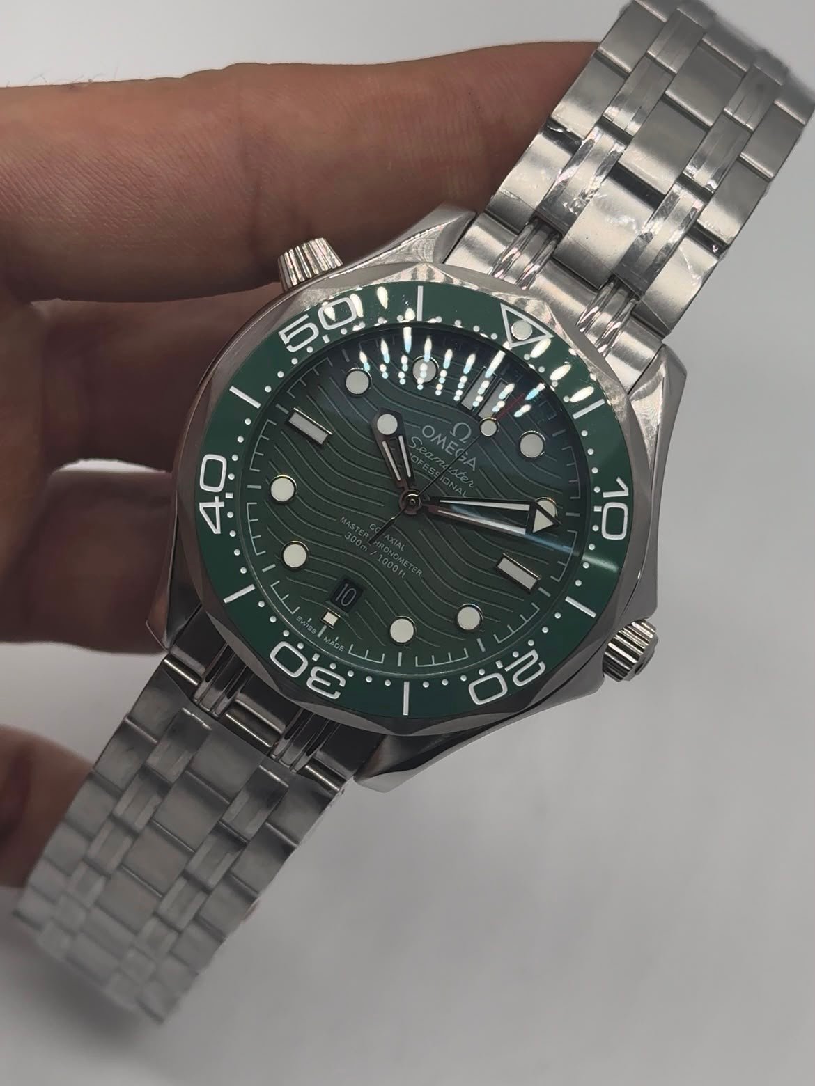 Omega Seamaster 42mm - AÇO MOSTRADOR VERDE - Imagem 2