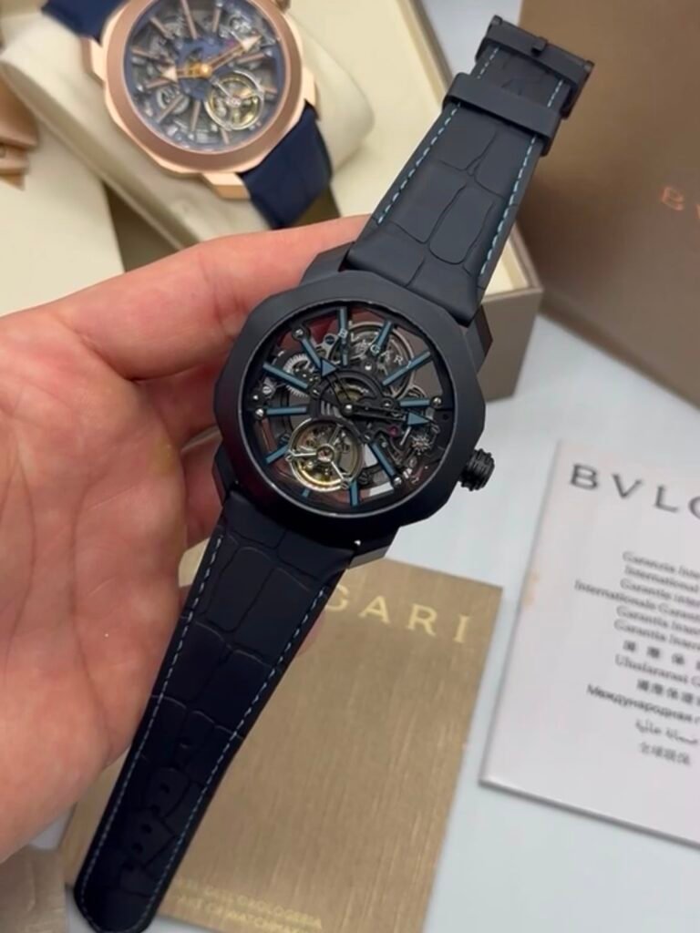 Bvlgari Octo Roma Skeleton 44mm - AÇO PRETO MOSTRADOR SKELETON - SILICONE
