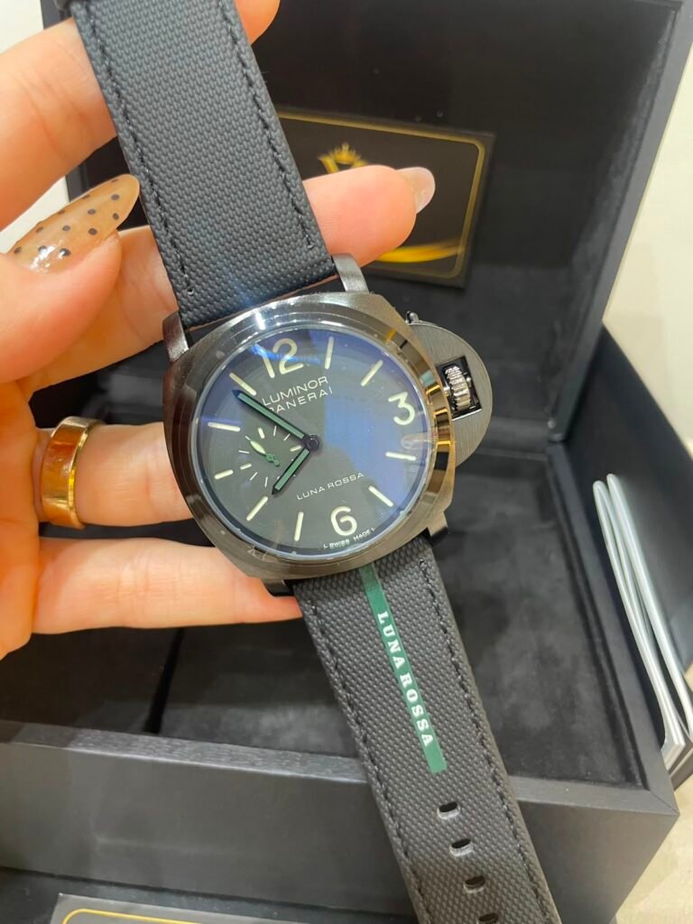 Panerai Luminor 45mm - AÇO PRETO MOSTRADOR PRETO - SILICONE