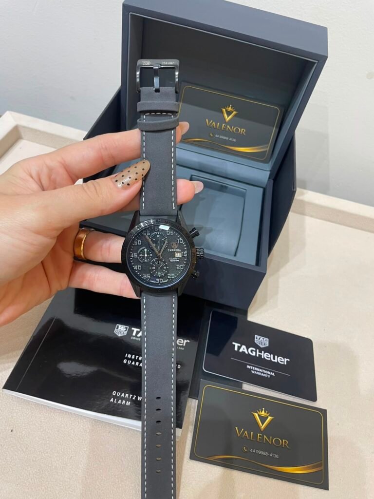TAG Heuer Carrera 44mm - AÇO PRETO MOSTRADOR PRETO - COURO