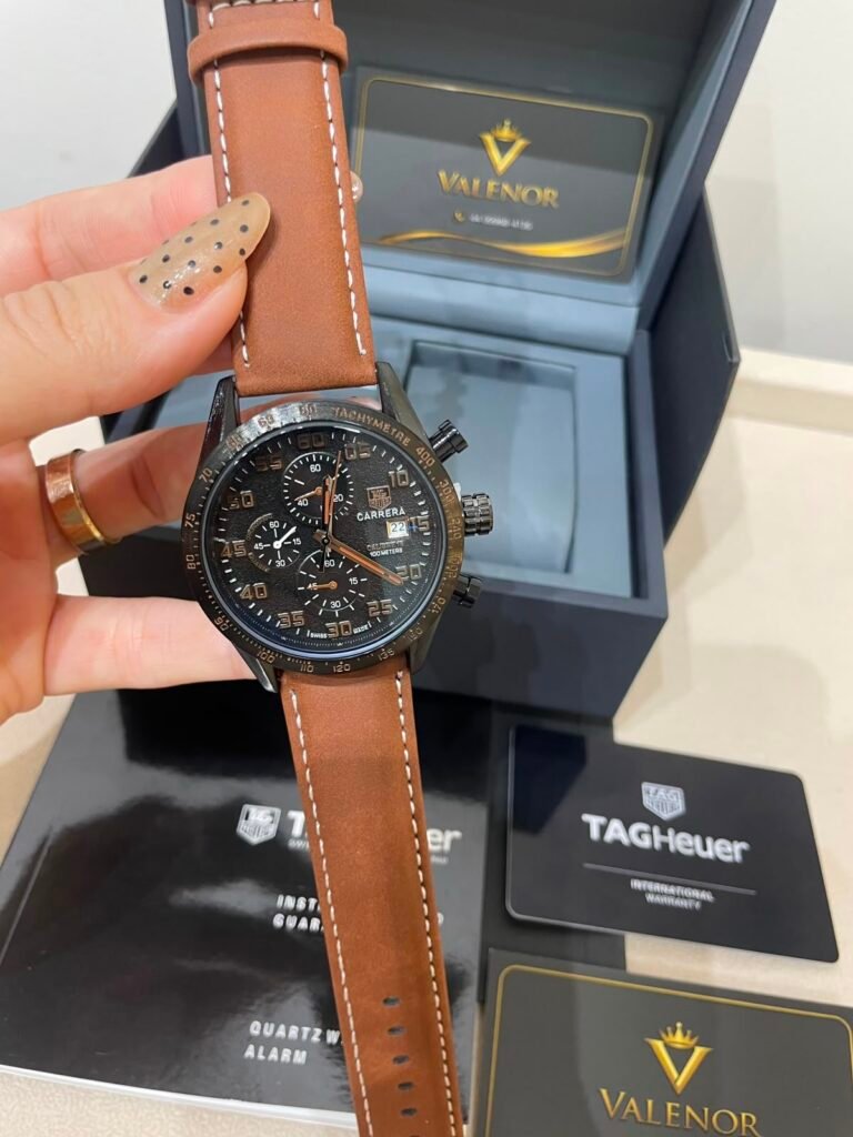 TAG Heuer Carrera 44mm - AÇO PRETO MOSTRADOR PRETO - COURO