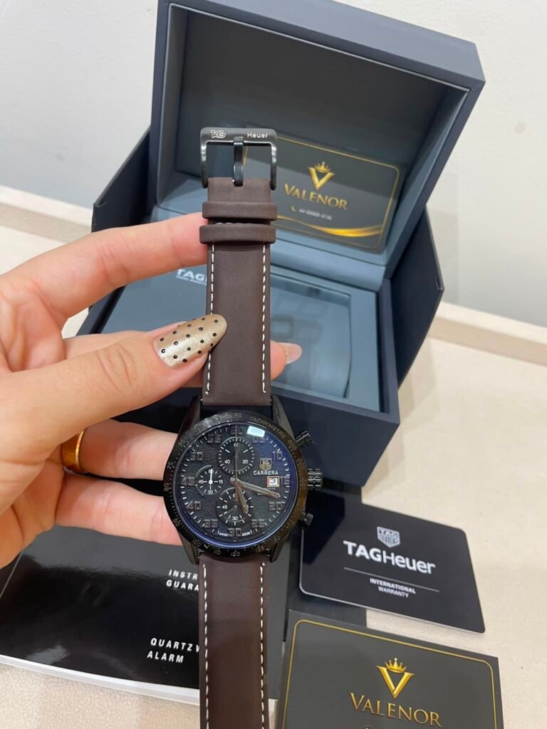 TAG Heuer Carrera 44mm - AÇO PRETO MOSTRADOR PRETO - COURO