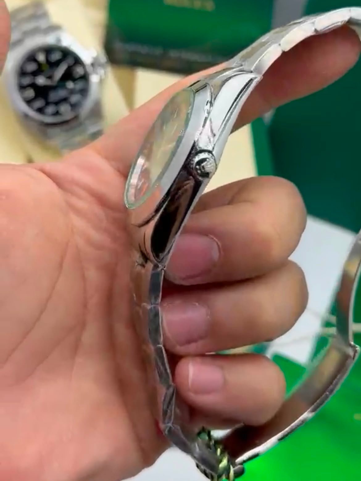 ROLEX Milgauss 40mm - SUPER CLONE - AÇO MOSTRADOR PRETO DETALHE EM VERDE - Imagem 2