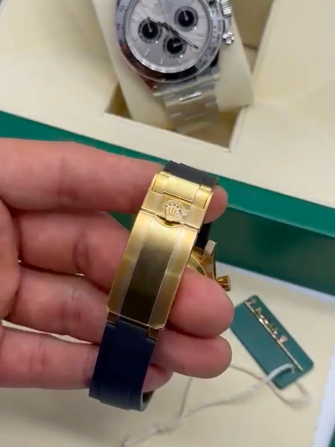 ROLEX Daytona 40mm SUPER CLONE - AÇO DOURADO MOSTRADOR DOURADO - SILICONE - Imagem 4