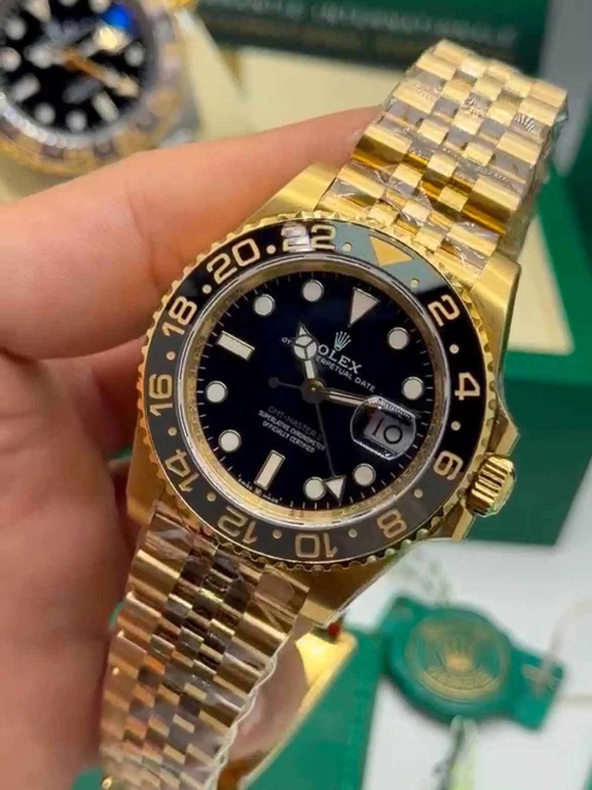 ROLEX GMT Master II 40mm - SUPER CLONE - AÇO DOURADO MOSTRADOR PRETO - Imagem 2