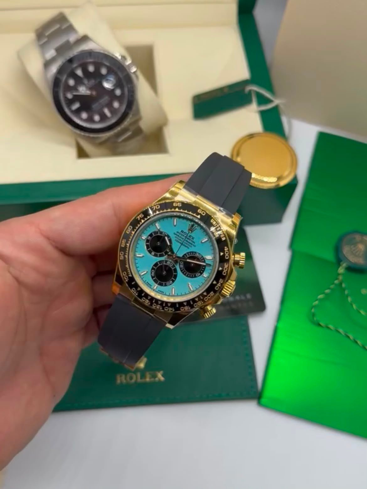 ROLEX Daytona 40mm - SUPER CLONE - AÇO DOURADO MOSTRADOR TIFFANY - SILICONE