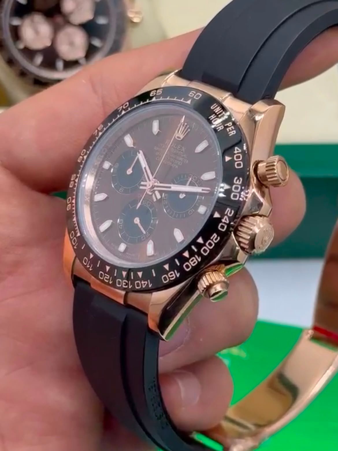 ROLEX Daytona 40mm - SUPER CLONE - AÇO ROSE MOSTRADOR CHOCOLATE - SILICONE - Imagem 2