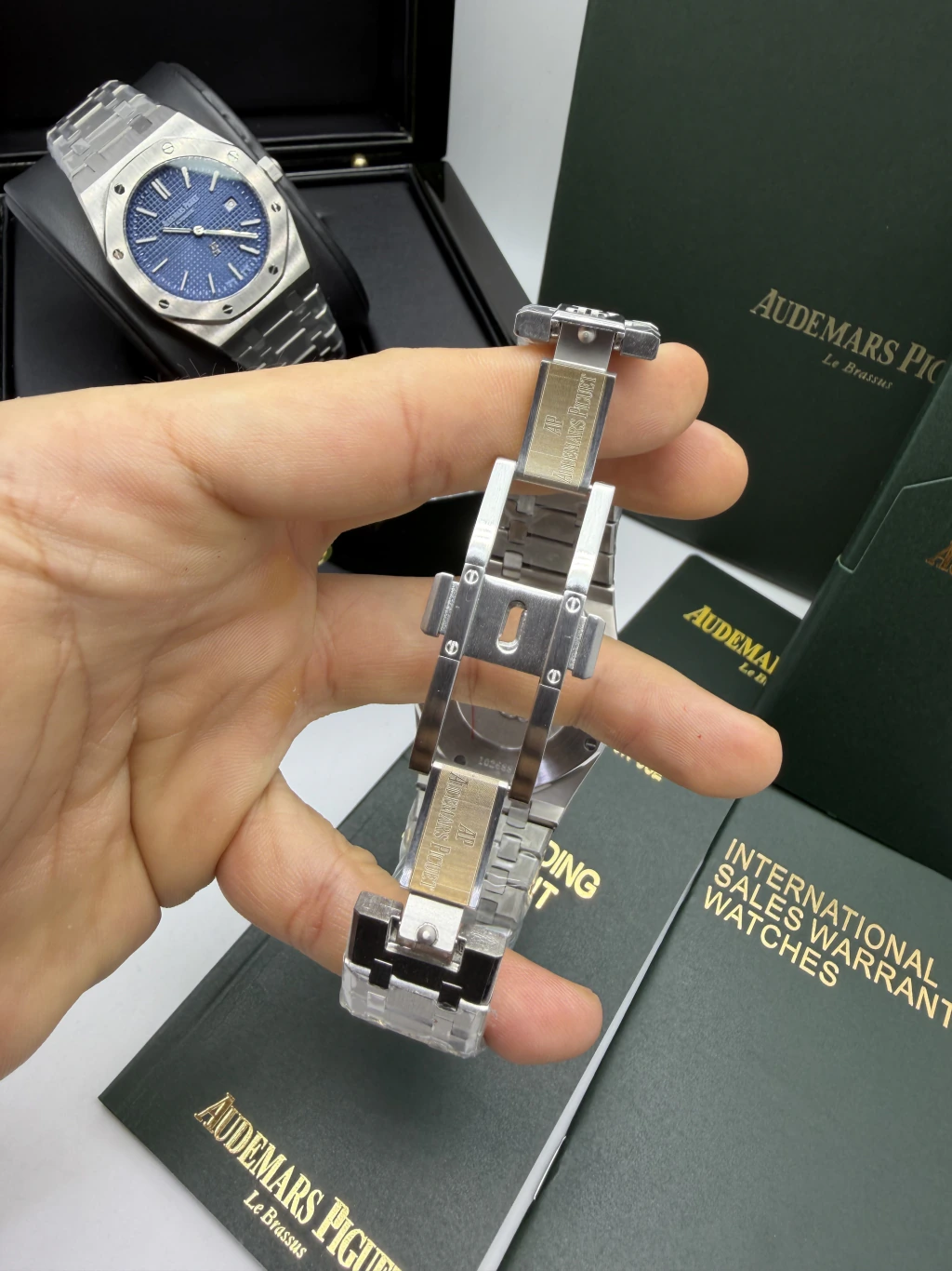 Audemars Piguet Royal Oak 42mm - AÇO MOSTRADOR VERDE - Imagem 4