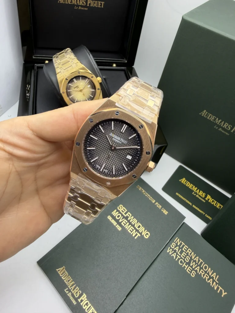 Audemars Piguet Royal Oak 42mm - AÇO ROSE MOSTRADOR PRETO