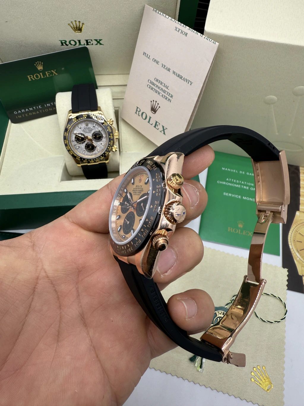 Daytona 40mm - AÇO ROSE MOSTRADOR DOURADO - SILICONE - Imagem 2