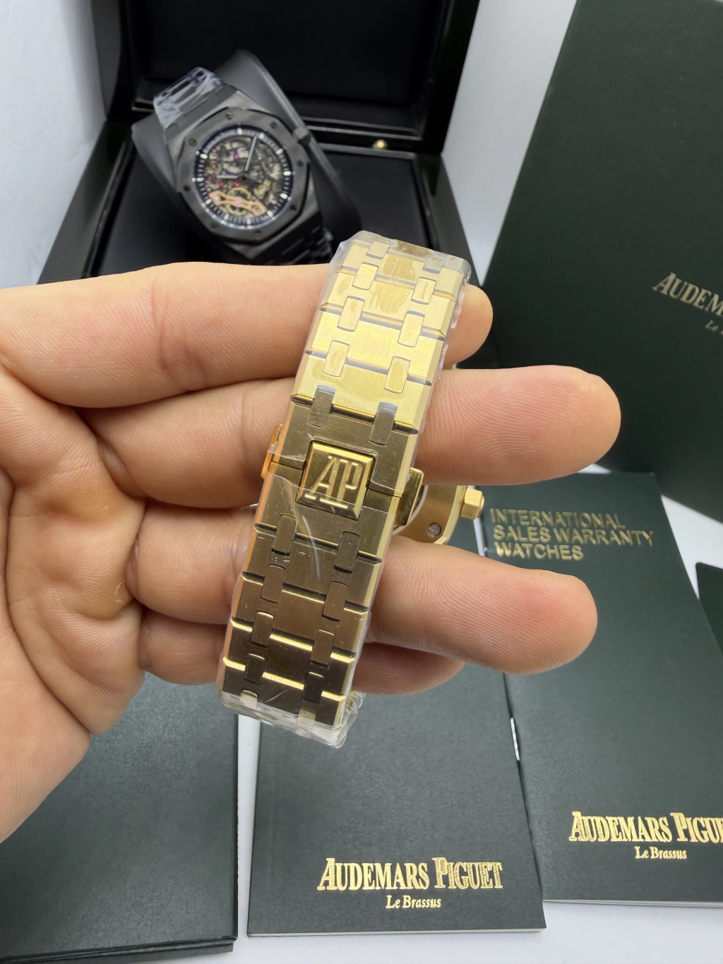 Audemars Piguet Royal Oak Double 42mm - AÇO DOURADO MOSTRADOR SKELETON DOURADO - Imagem 4