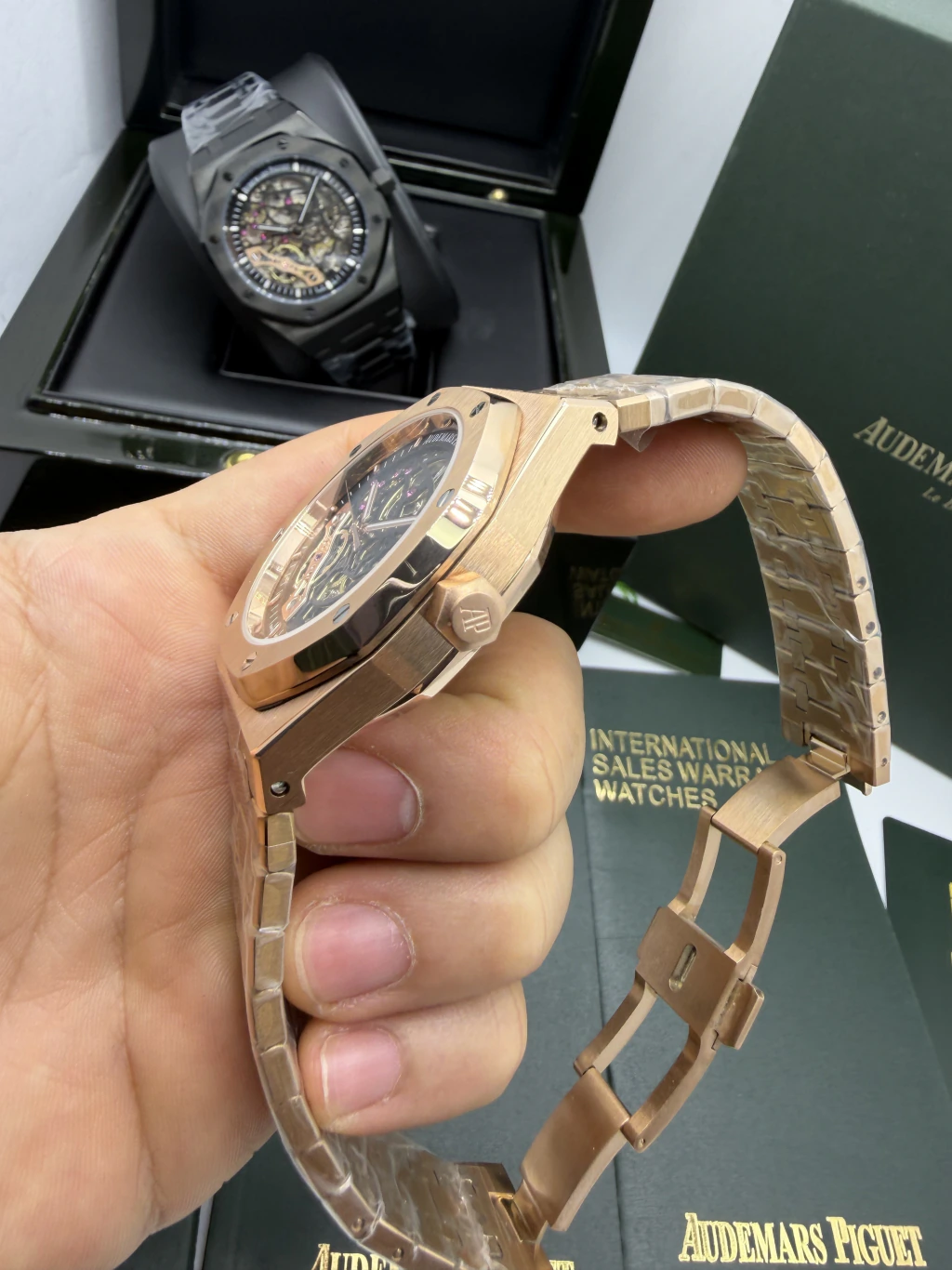 Audemars Piguet Royal Oak Double 42mm - AÇO ROSE MOSTRADOR SKELETON PRETO - Imagem 2