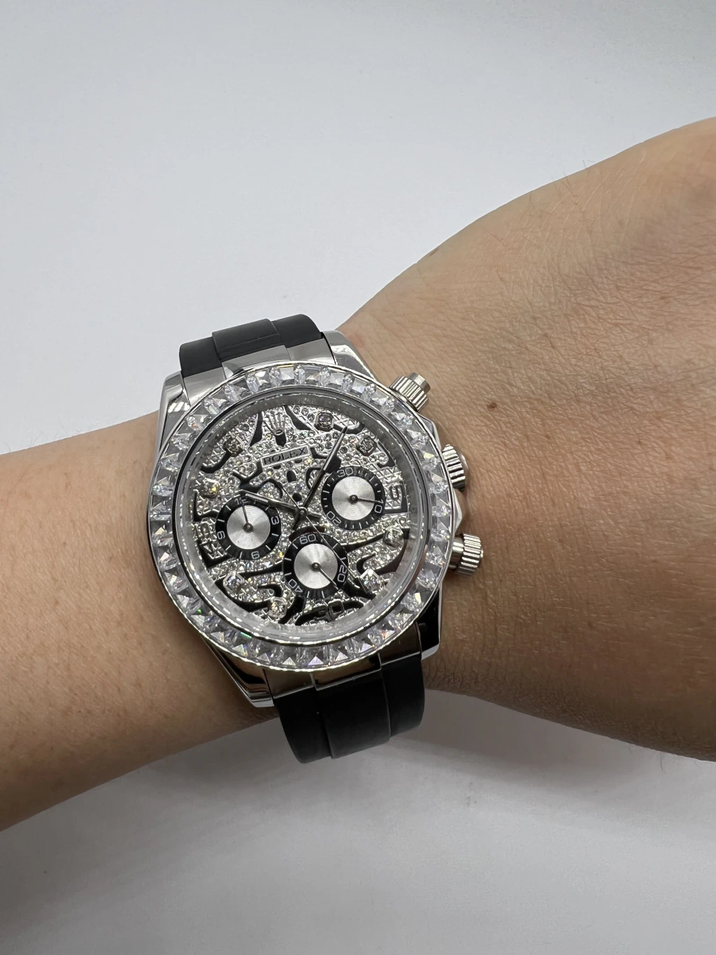 Daytona 40mm - AÇO MOSTRADOR PRETO CRAVEJADO - SILICONE - Imagem 5