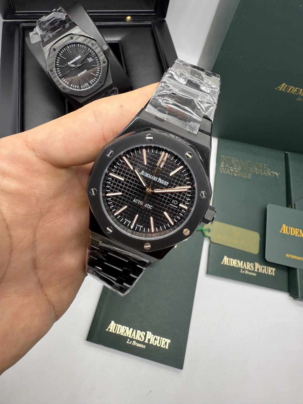 Audemars Piguet Royal Oak 42mm - AÇO PRETO MOSTRADOR PRETO