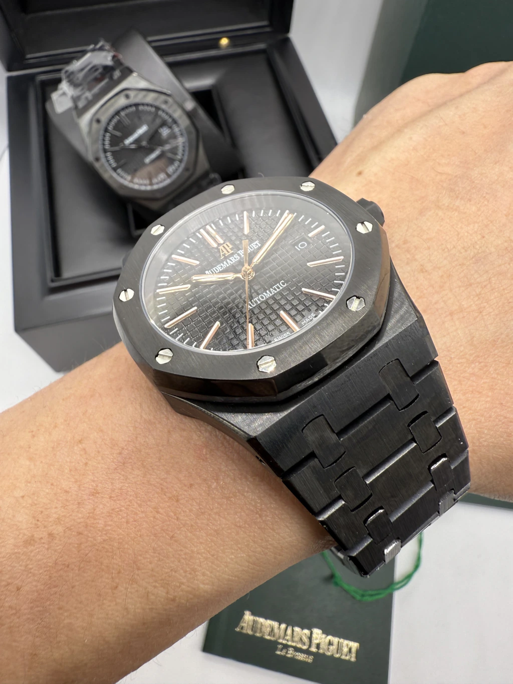 Audemars Piguet Royal Oak 42mm - AÇO PRETO MOSTRADOR PRETO - Imagem 5