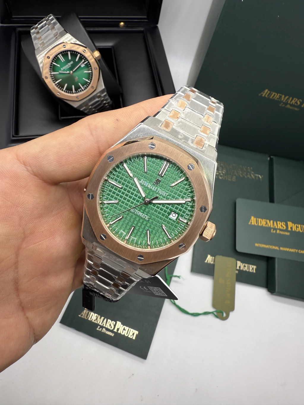 Audemars Piguet Royal Oak 42mm - AÇO COM ROSE MOSTRADOR VERDE