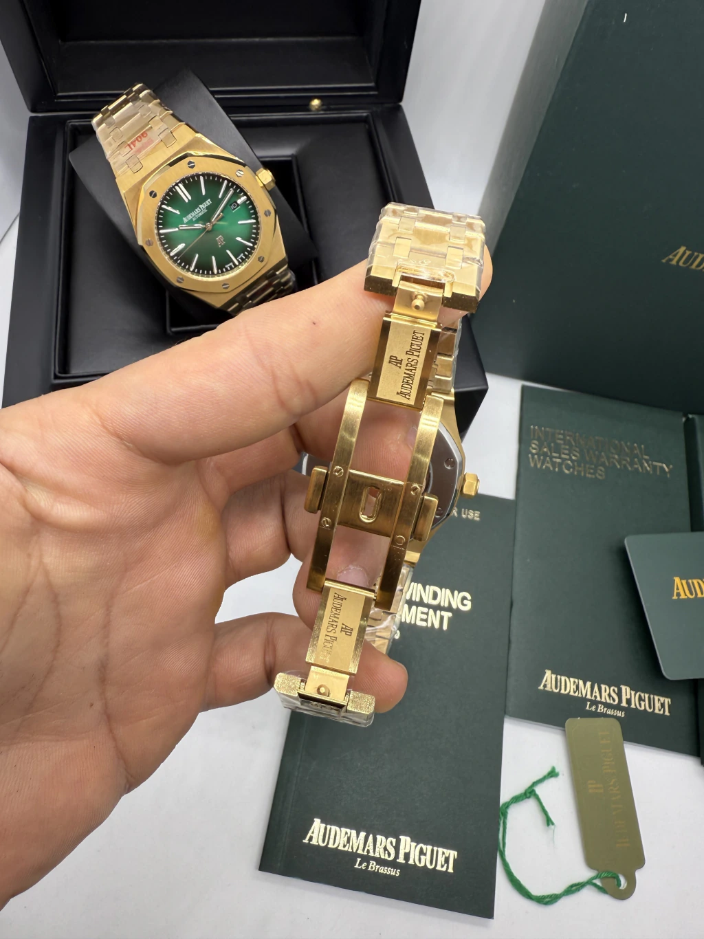 Audemars Piguet Royal Oak 42mm - AÇO DOURADO MOSTRADOR VERDE - Imagem 4