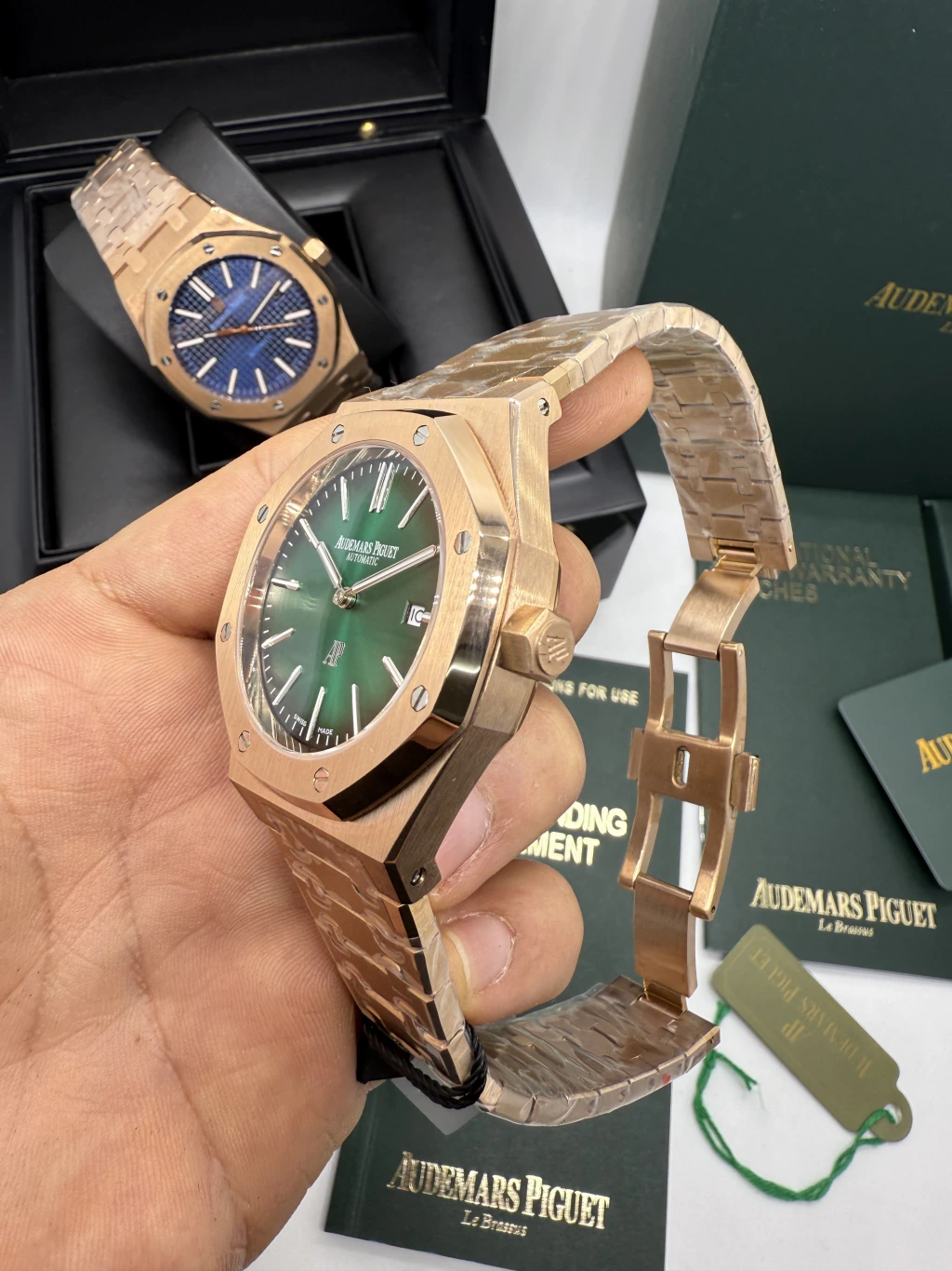 Audemars Piguet Royal Oak 42mm - AÇO ROSE MOSTRADOR VERDE - Imagem 2