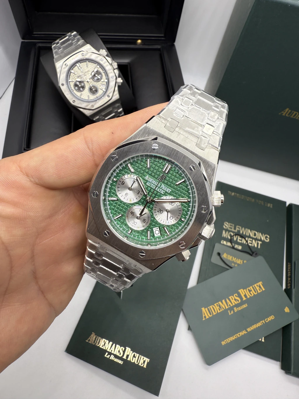 Audemars Piguet Royal Oak 42mm - AÇO MOSTRADOR VERDE