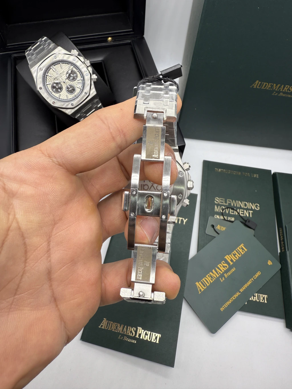 Audemars Piguet Royal Oak 42mm - AÇO MOSTRADOR VERDE - Imagem 4